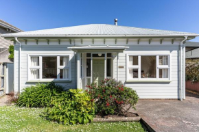 Le Solterre - Akaroa Holiday Home